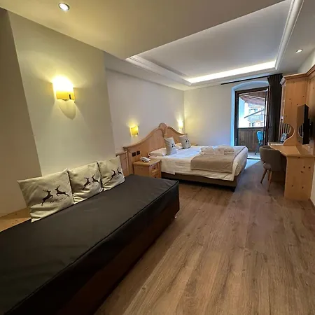 Hotel Isolabella Wellness Fiera Di Primiero